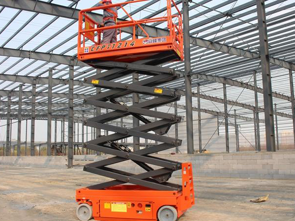 施工升降機(jī)在使用中的3個(gè)優(yōu)勢(shì)分析 施工升降機(jī)在使用中的3個(gè)優(yōu)勢(shì)分析